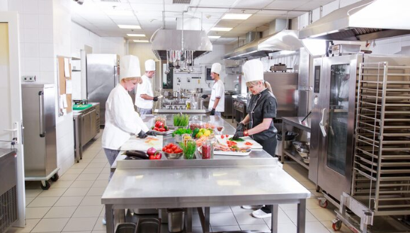 Commissary Kitchen: Complete Guide for Food Businesses